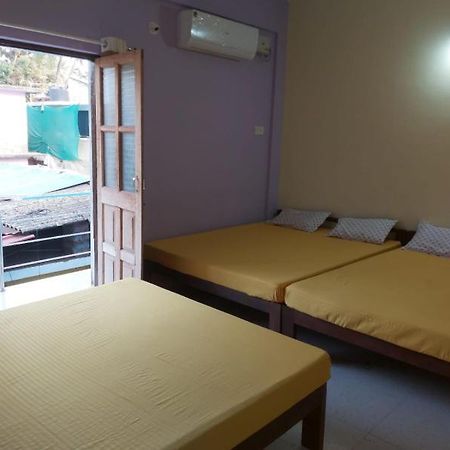 Calangute Pristine Hotel Kültér fotó