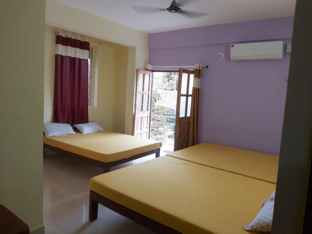Calangute Pristine Hotel Kültér fotó